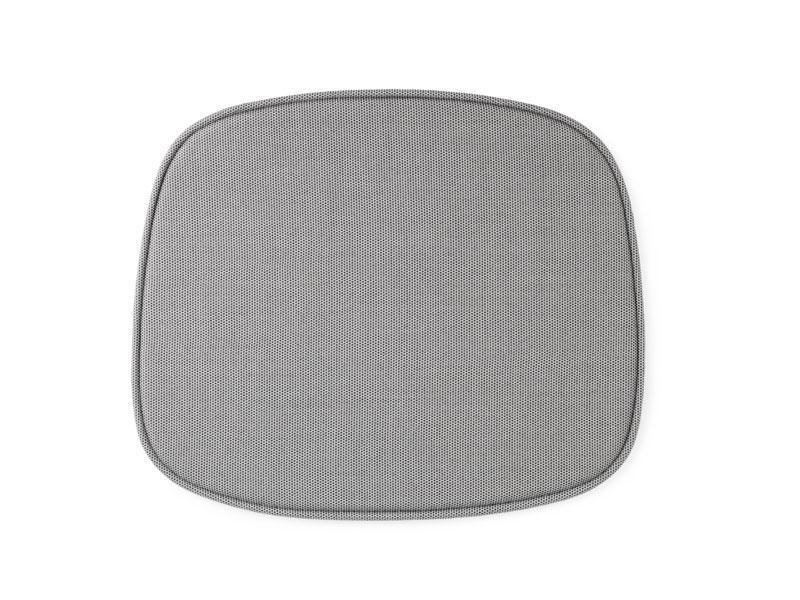 SEAT CUSHION FORM CHAIR