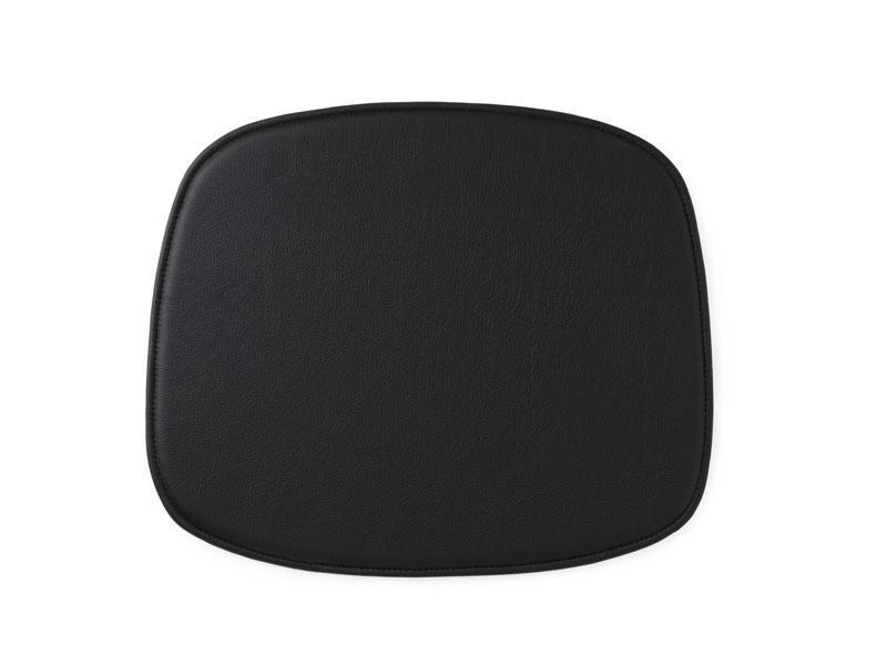 SEAT CUSHION FORM CHAIR