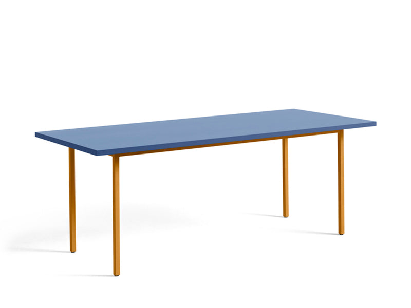 TWO-COLOUR TABLE