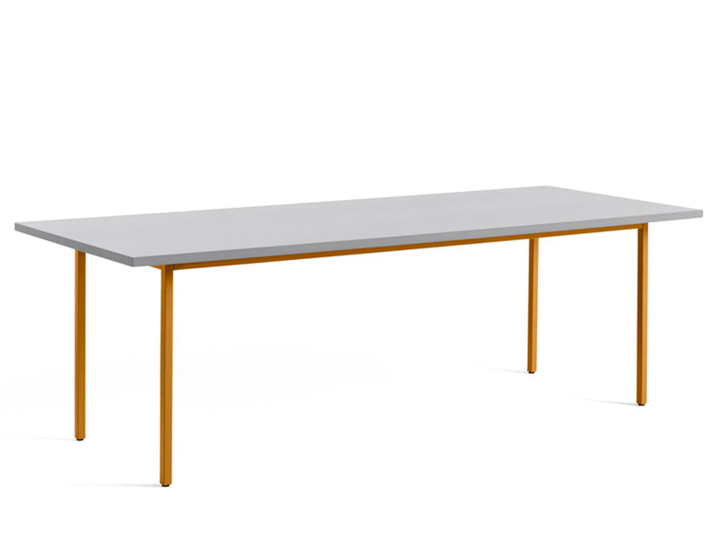 TWO-COLOUR TABLE